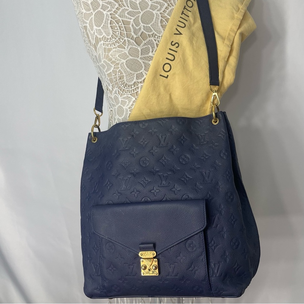 LOUIS VUITTON Metis Empriente Monogram Hobo